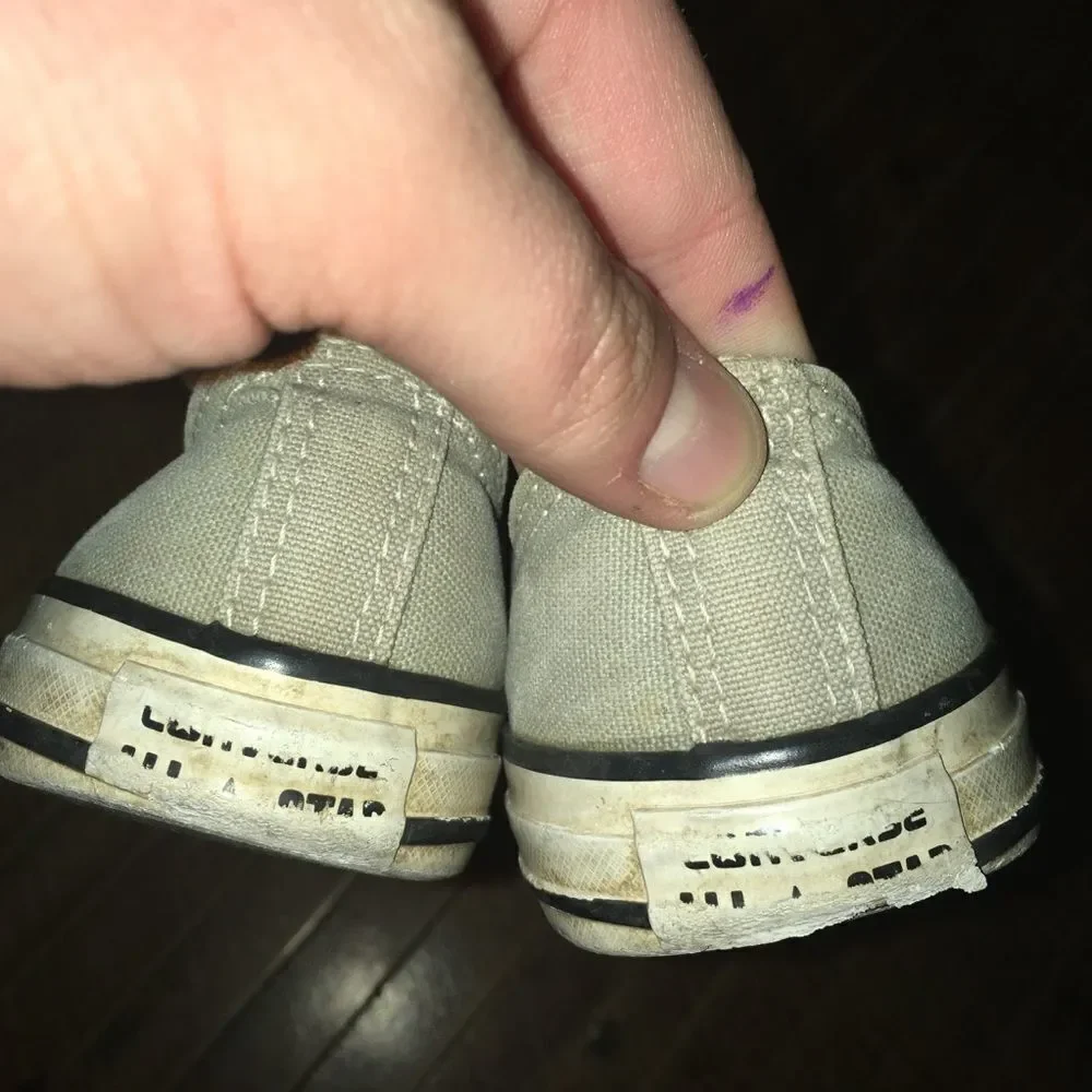 Converse/Chucks low top sneakers